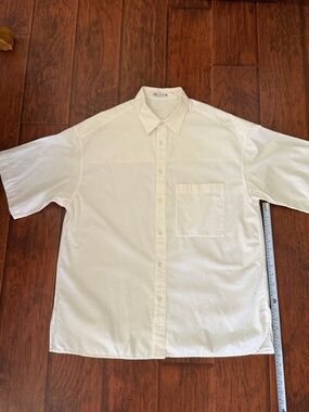 Zara Cream Short-Sleeve Button-Down Shirt
